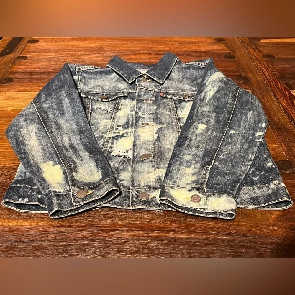 Levi's Trucker Jacket Destroyed Bleached Jean Denim
